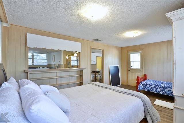 Building Photo - 2810 Arrowhead Dr