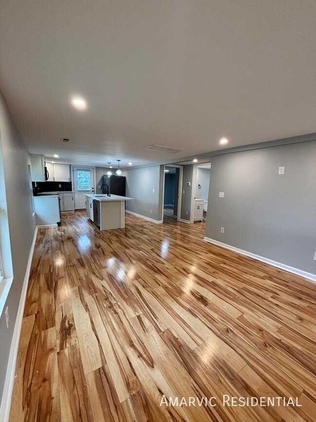 Building Photo - 1104 Stantonsburg Cir SE