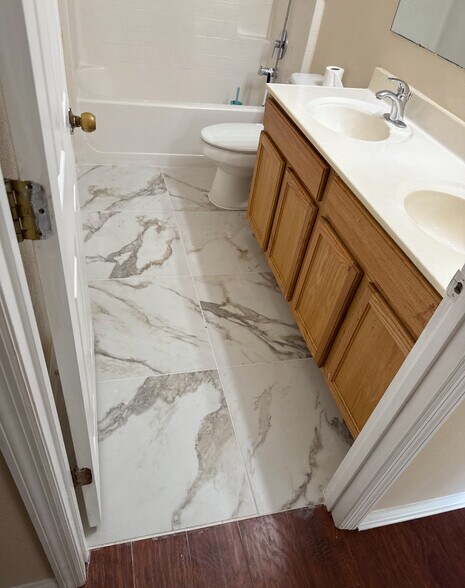 Building Photo - 10433 Fly Fishing St