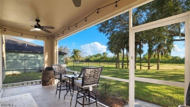Building Photo - 321 Shadow Lakes Dr
