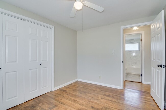 Building Photo - Charming Home in the Heart of Harlem!