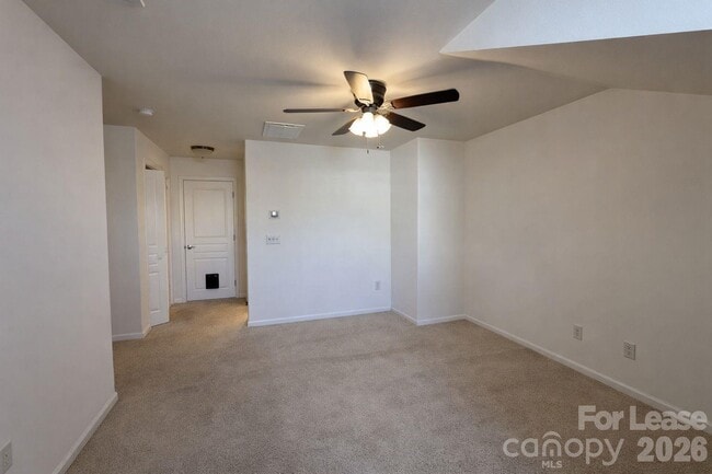 Building Photo - 123 Leyton Loop