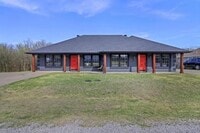 Building Photo - 3606 Kayewood Dr