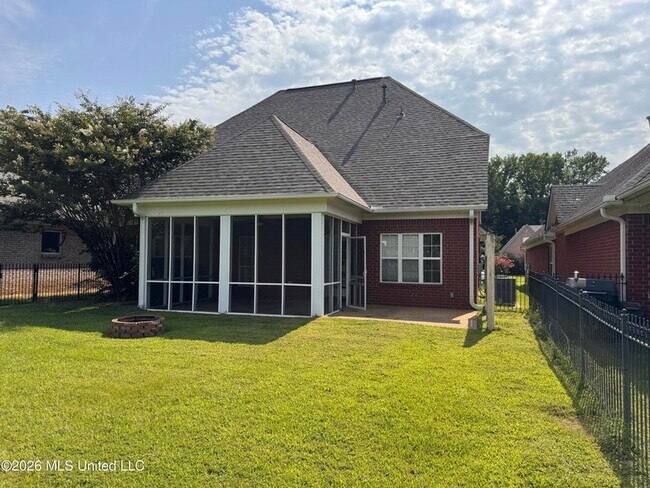 Building Photo - 3803 Lake Village Cove
