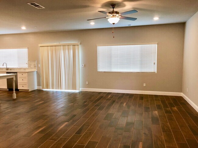 Building Photo - COMING SOON! $2,600 Shaw & Leonard, 4 Bedr...