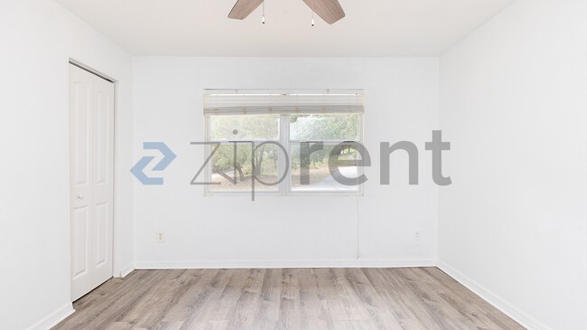 Building Photo - 929 Pahoa St