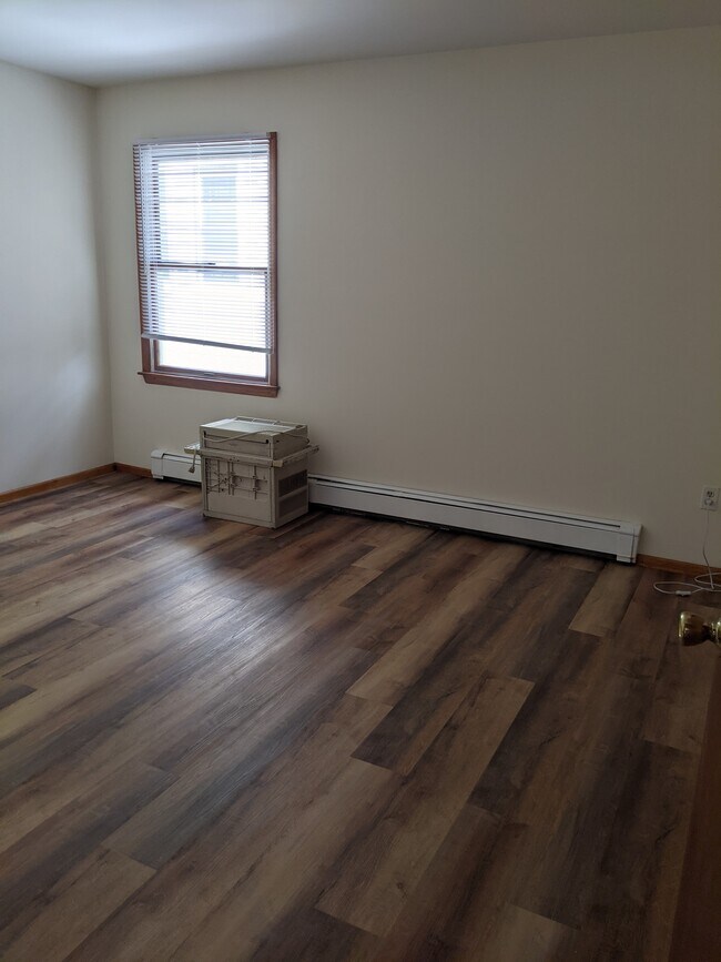 Second bed Rm - 32 N Middaugh St