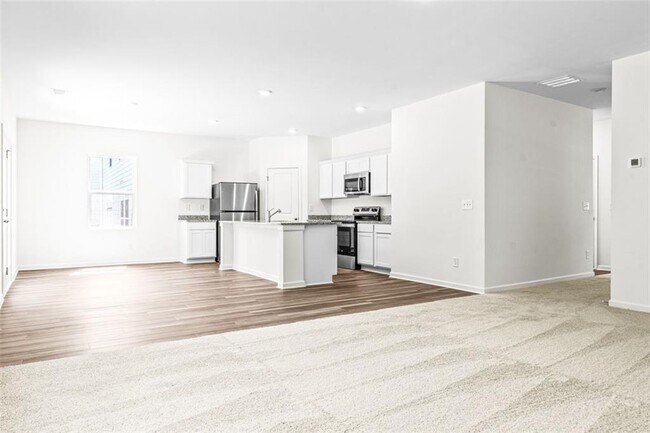 Building Photo - 7797 Sudbury Cir