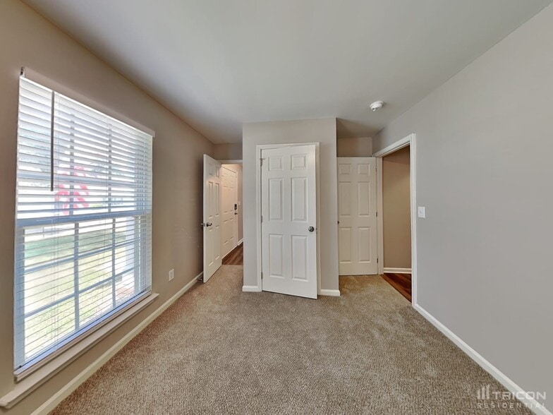Building Photo - 2826 Bricker Dr