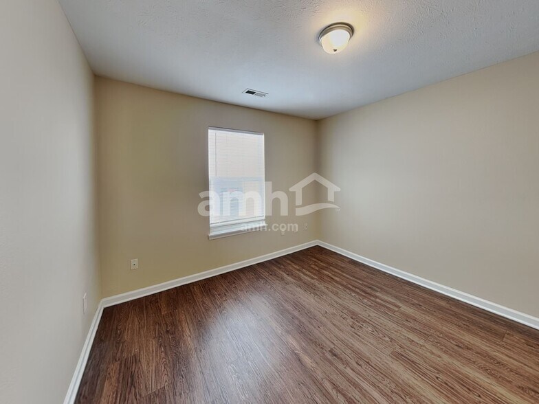 Building Photo - 5904 Jackie Ln