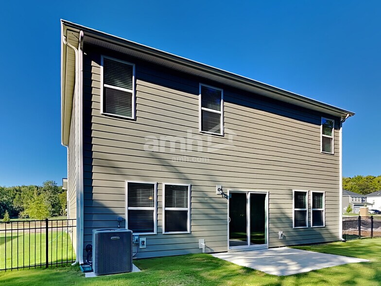 Building Photo - 5932 Hagar Vly Dr