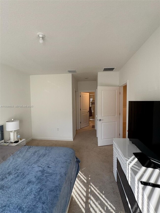 Building Photo - 141 NE 13th St