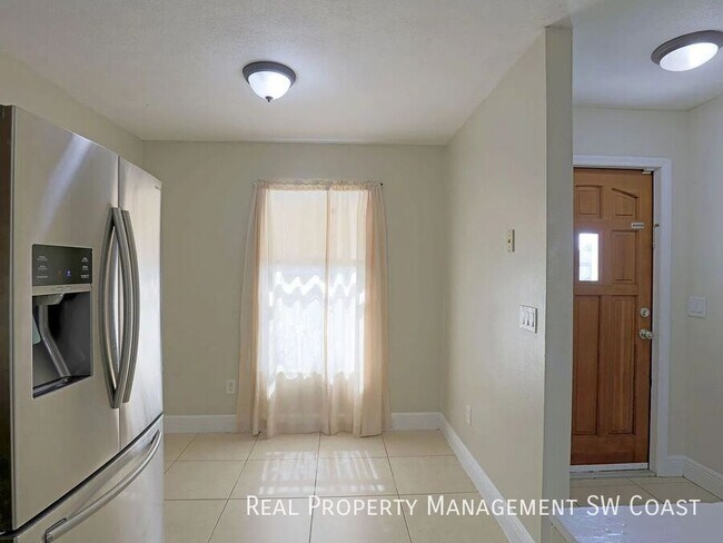 Building Photo - 7493 Pebble Beach Rd