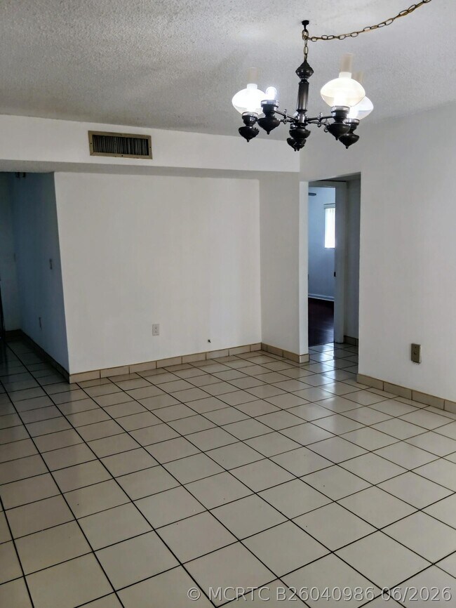 Building Photo - 8015 SW 107th Ave