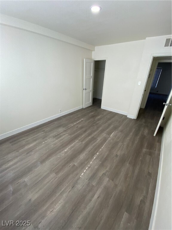 Building Photo - 1711 Santa Paula Dr