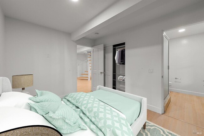 Building Photo - 1533 Allyn Ave