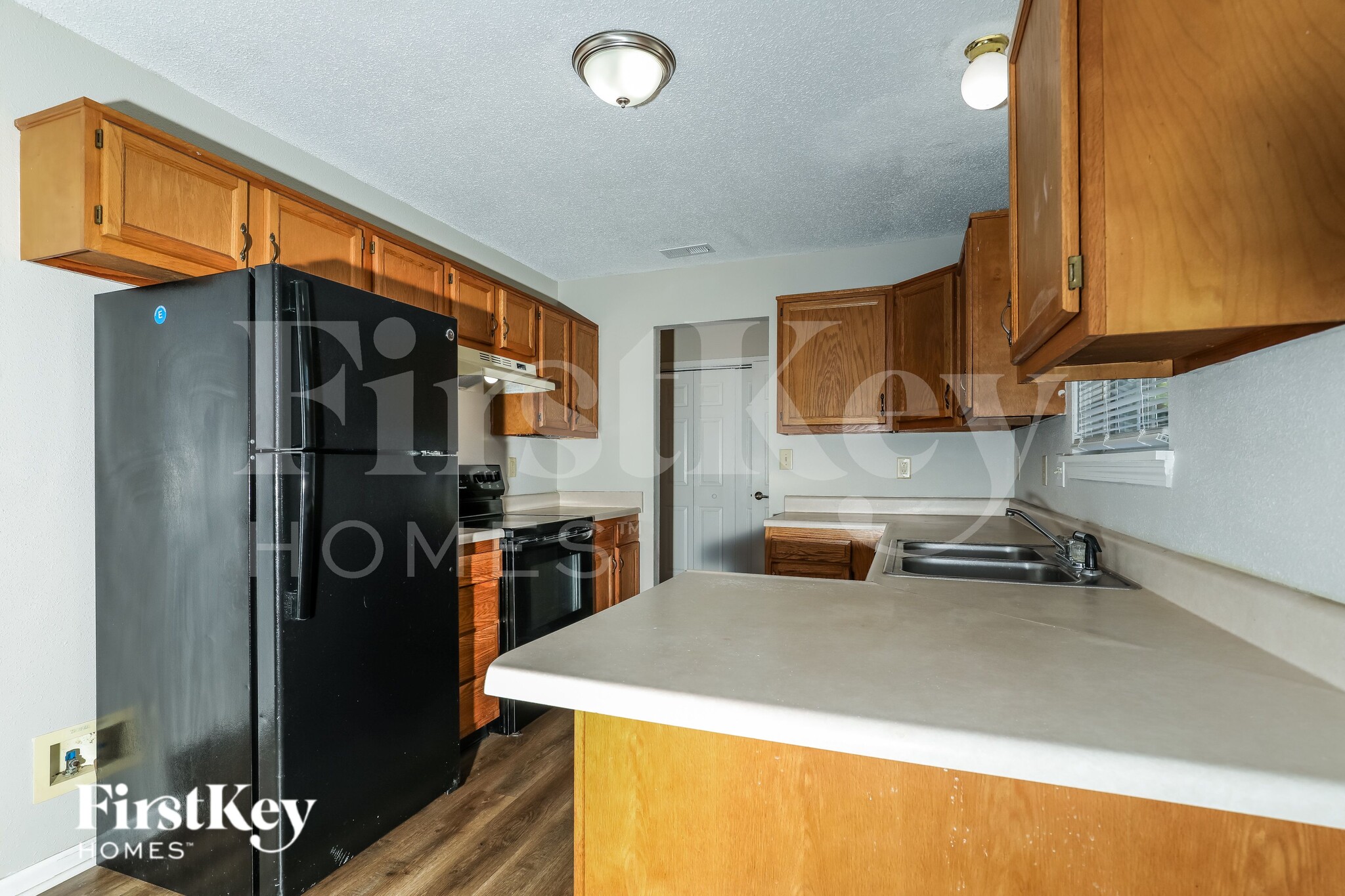 Building Photo - 8813 Brassport Cir