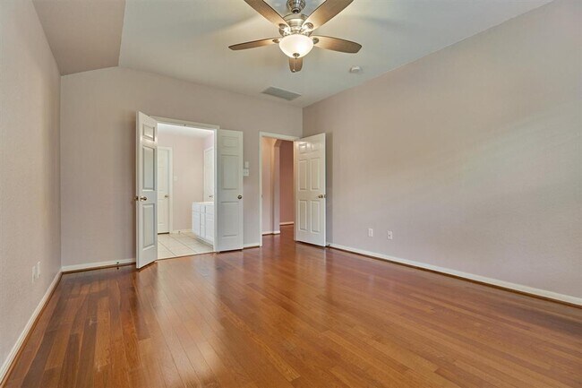 Building Photo - 2610 Braley Park Ln