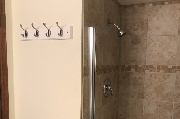 Building Photo - 1624 Kirkwood Dr