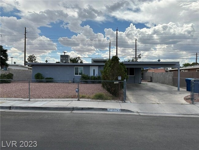 Building Photo - 2753 Talbot St