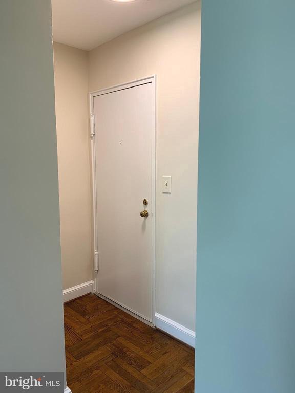 Building Photo - 1309 N Ode St