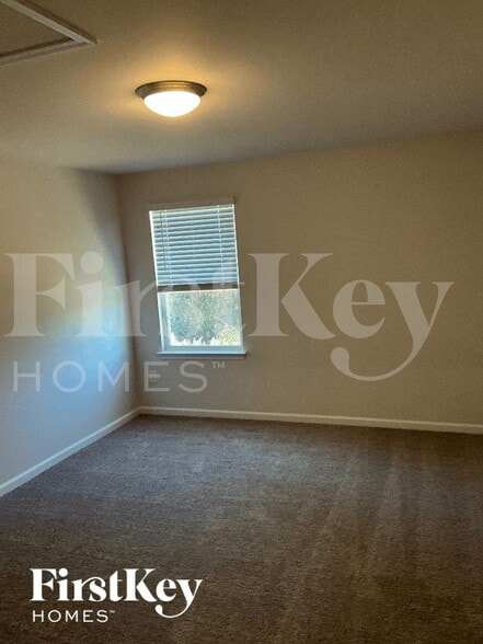 Building Photo - 1204 Mission Hill Ln