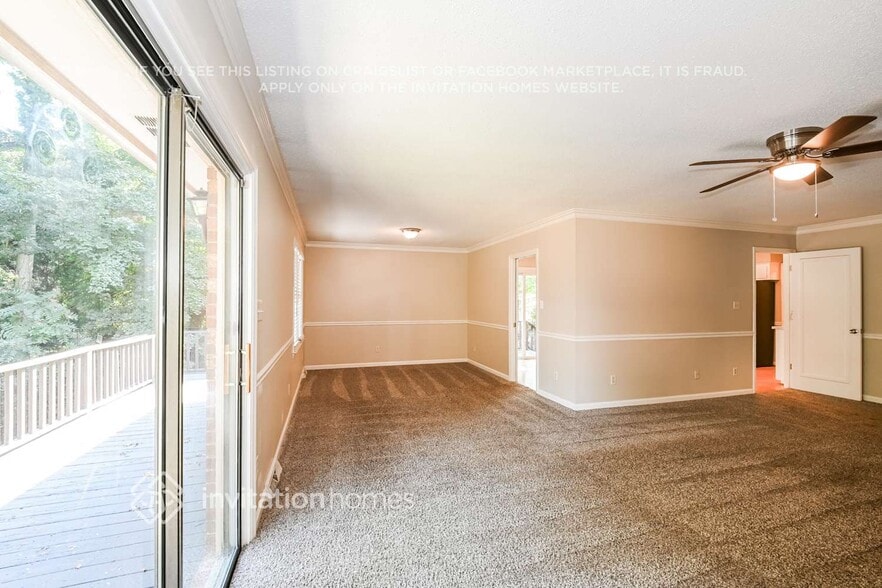 Building Photo - 7131 Hillside Ln