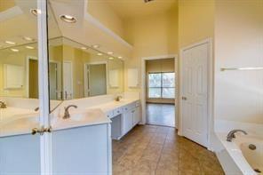 Building Photo - 2504 Candlebrook Dr