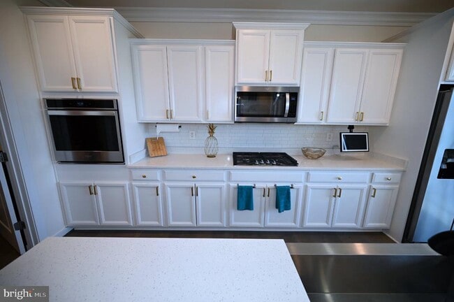 Building Photo - 5403 Woodyard Rd