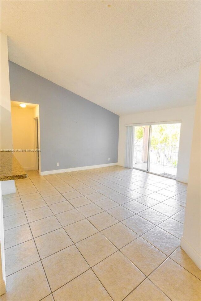 Building Photo - 15770 SW 106th Terrace