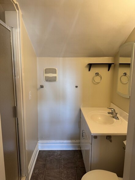 Shared Bathroom - 321 D St