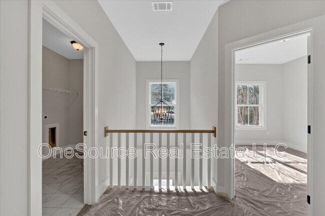 Building Photo - 4444 Sullivan Rd SW