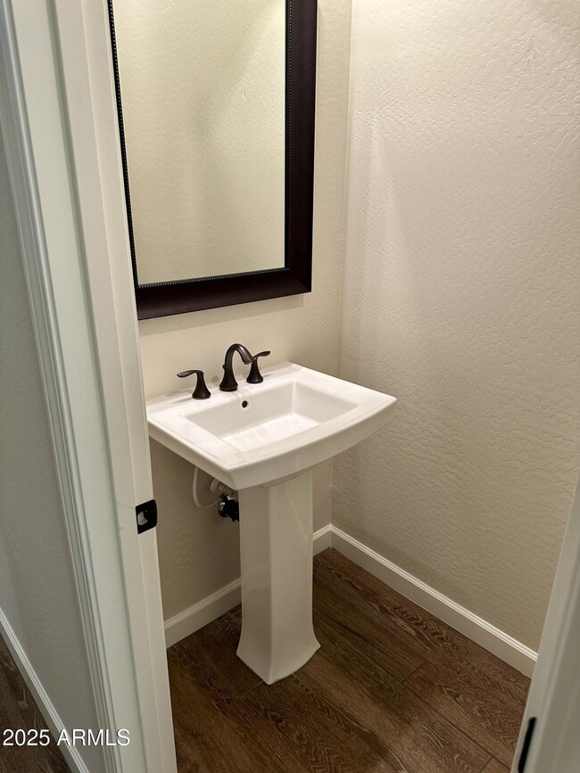 Building Photo - 4107 S Pecan Dr