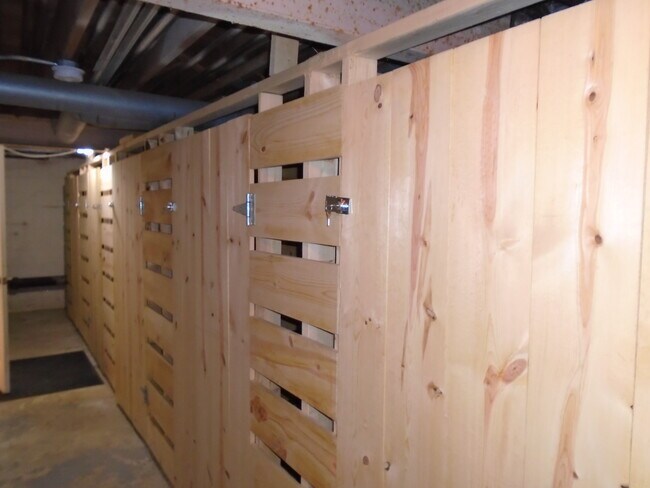 Individual storage area - 3141 Manley Rd