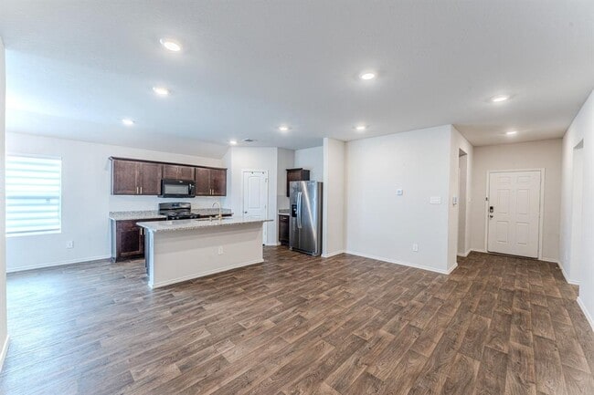 Building Photo - 317 Lily Pond Trl