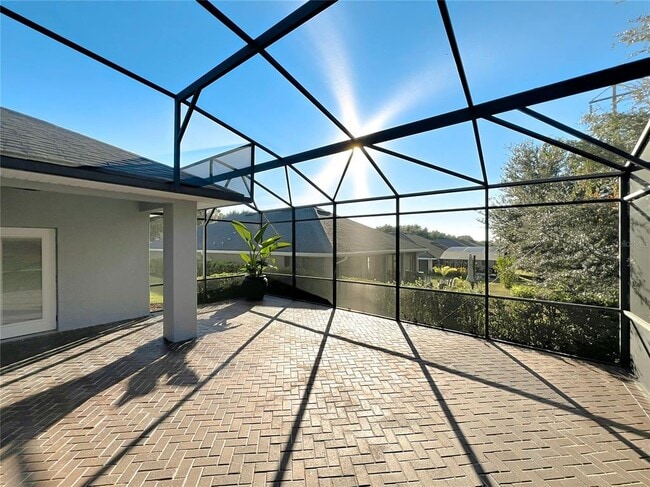 Building Photo - 10817 Masters Dr