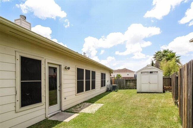 Building Photo - 2907 Crestbrook Bend Ln