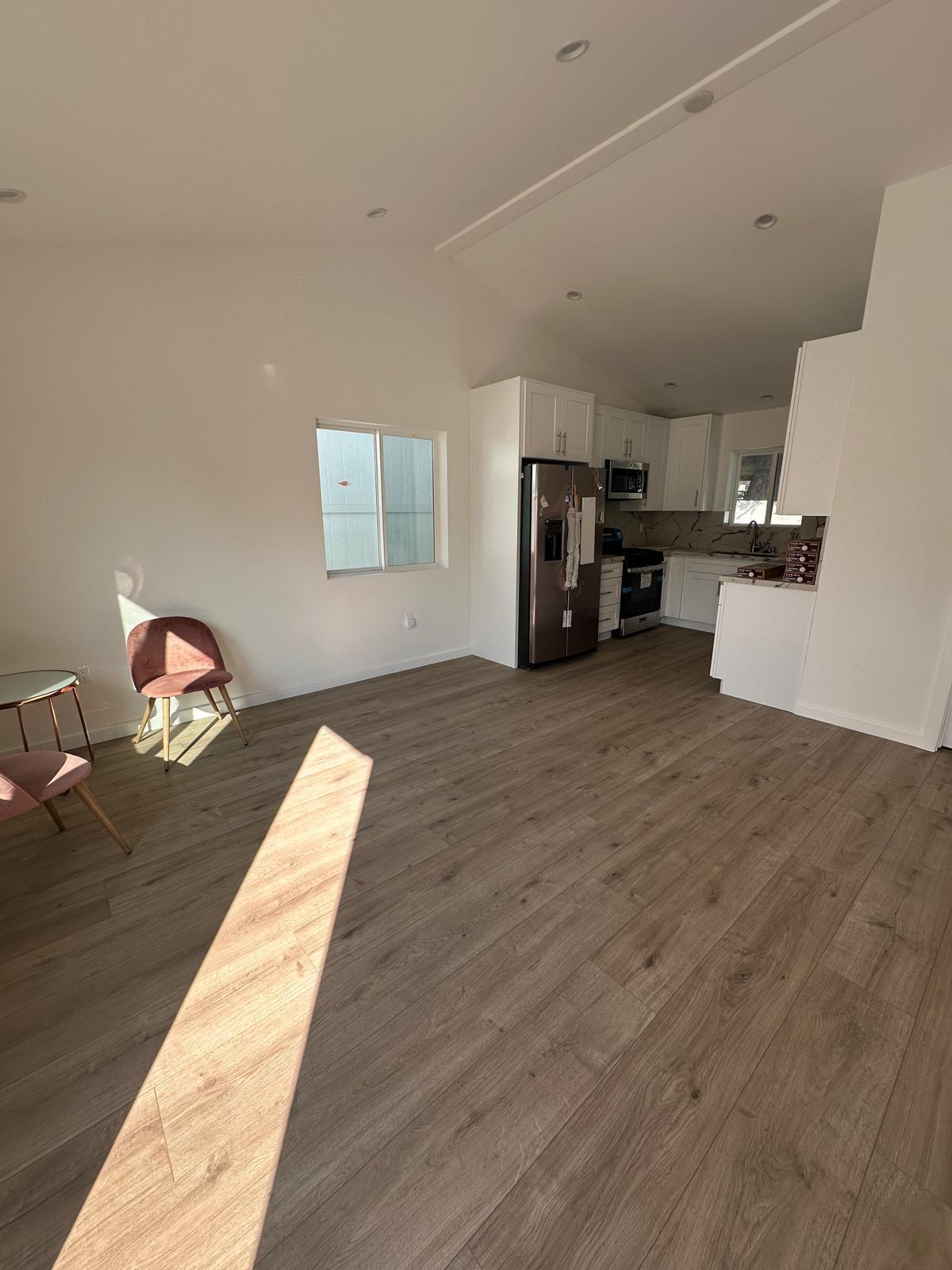 Building Photo - 1298 N Dominion Ave