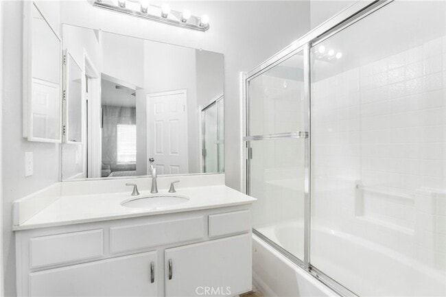 Building Photo - 181 California Ct