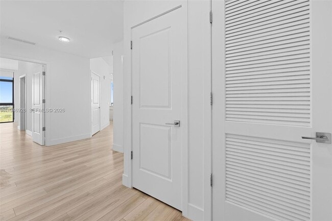 Building Photo - 101 Diplomat Pkwy