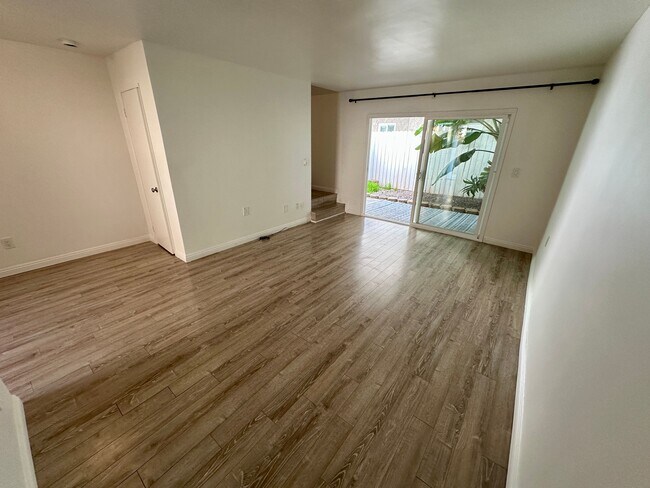 Building Photo - 1815 Armour Ln