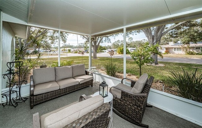 Building Photo - 969 Gulf View Blvd