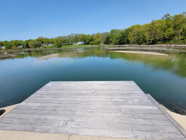 Building Photo - 144 Old Winkle Point Rd