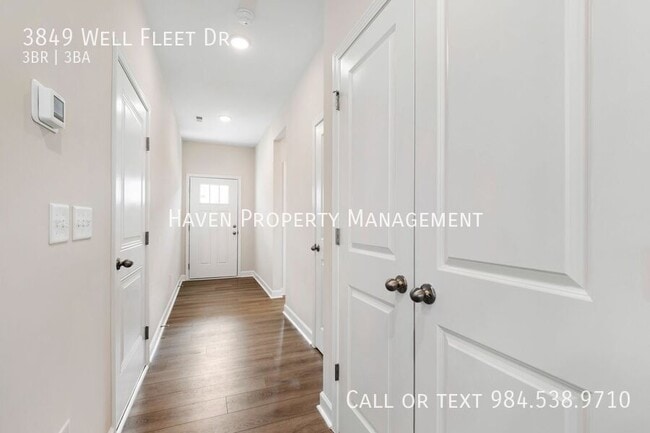 Building Photo - 3849 Well Fleet Dr