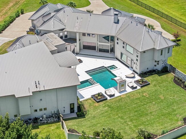 Building Photo - 4043 Maranatha Dr