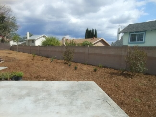 Building Photo - 17065 E Benbow St