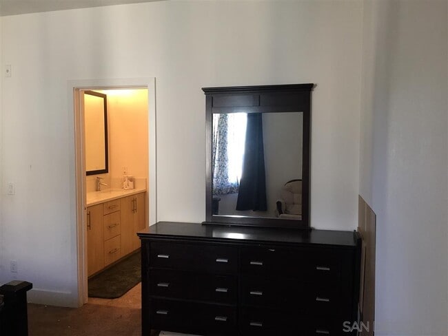 Building Photo - 1660 Fairlead Ave