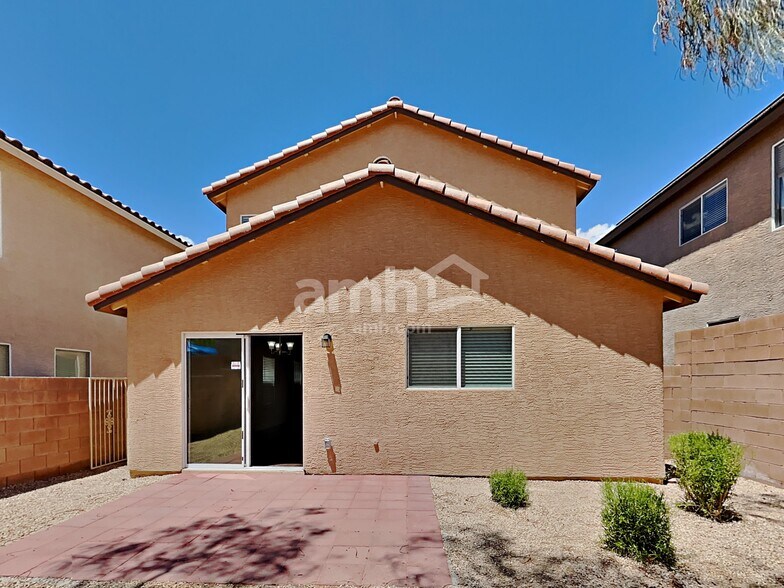 Building Photo - 8624 Dodds Canyon St