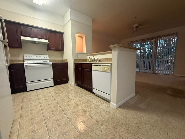 Building Photo - 2801 Chancellorsville Dr