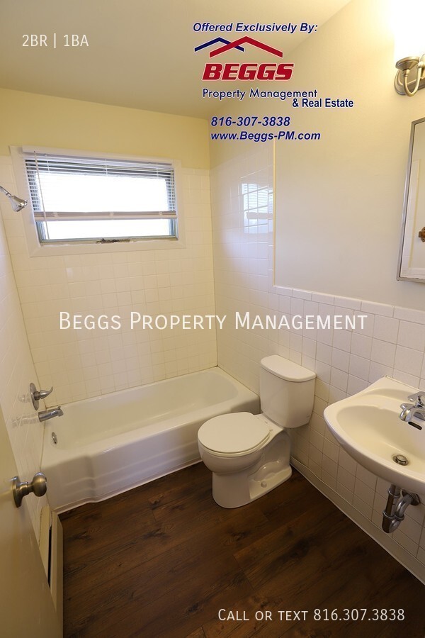 Building Photo - 225 Bonaire-